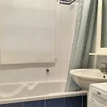 Apartament T2 Quiet And With Garden *